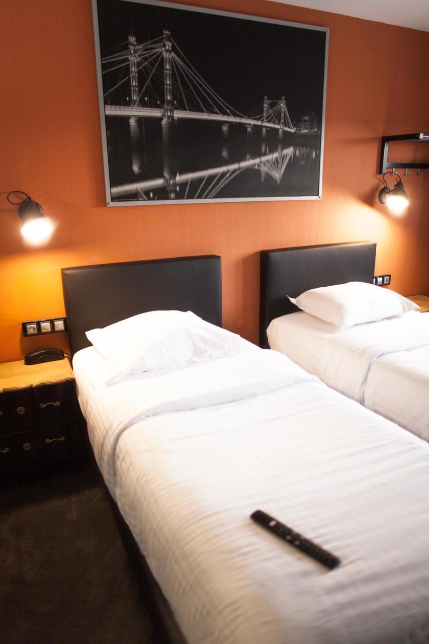 Cit'Hotel B Hotel بوتون المظهر الخارجي الصورة